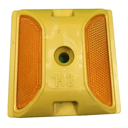 Ladwa Stud Road Reflectors for Road safety Plastic Yellow, LYRS